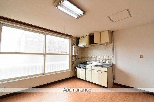 清栄ハイツの内装写真