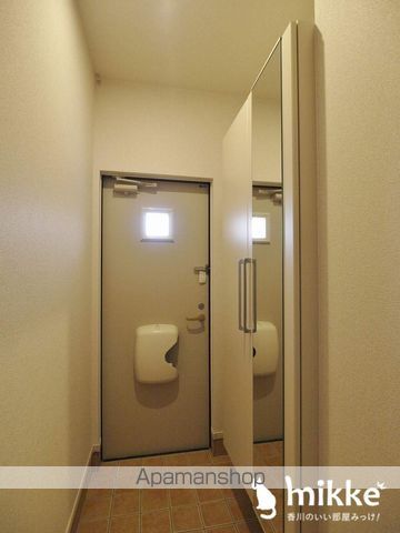 グランデ シーナVの内装写真