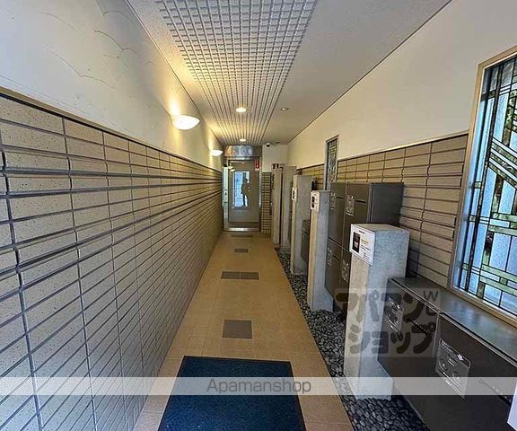 ヴィラート押小路の玄関写真