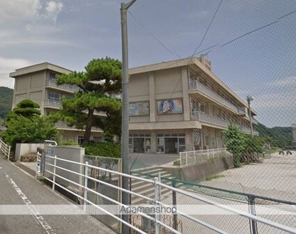 サンローズ坂田[3LDK/77.76m2]の周辺1