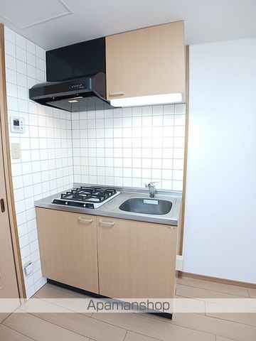 カルフール緑井の内装写真