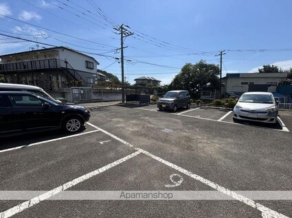 レオパレスひだまりの丘　鹿島[1K/22.35m2]の駐車場1