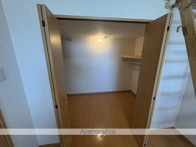 ユングフラウ原水の内装写真