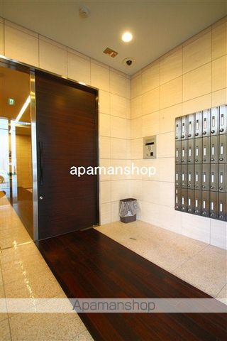 ARDEN四ツ橋プライマリーワンの玄関写真