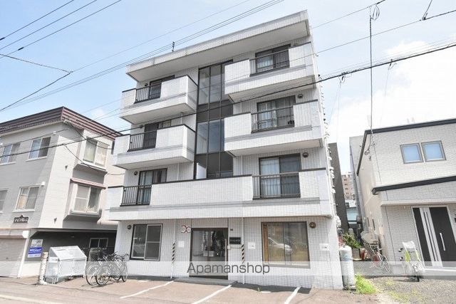 アーバン平岸の外観写真
