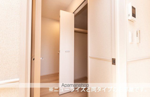 クラヴィーアVの内装写真