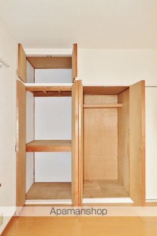 山城町一戸建ての内装写真