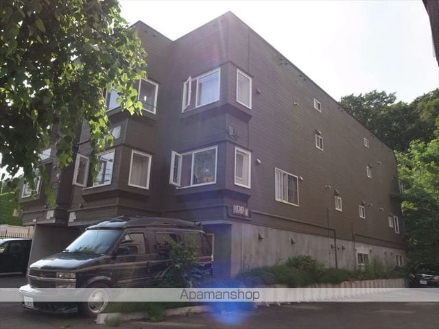 AMS清田2ー1B棟の外観写真
