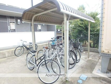 レオパレススターブライト[1K/20.81m2]の駐車場