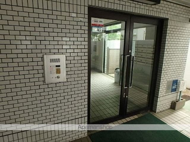 サンシャイン地行の玄関写真