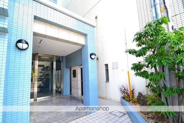 NEW’S壱番館の玄関写真