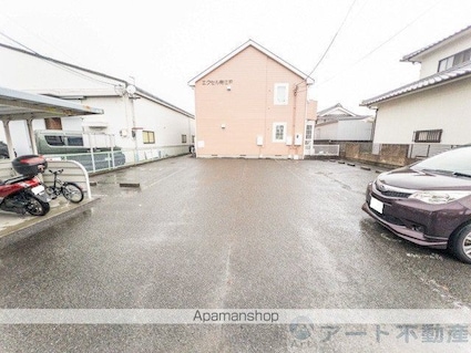 エクセル南江戸[2DK/46.06m2]の駐車場2