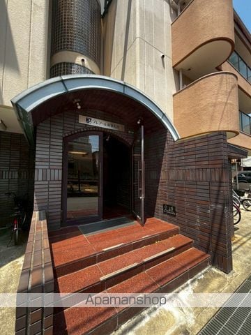 プレアール和泉大宮の玄関写真