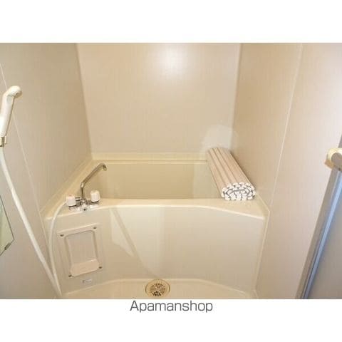メゾンドはなぶさIII A棟の内装写真