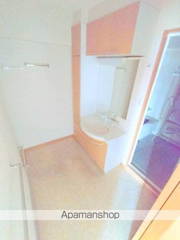 プレッソ城ヶ崎壱番館の内装写真
