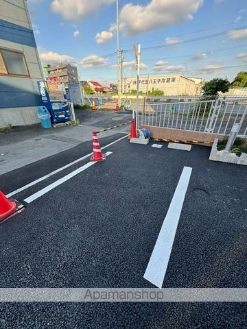 【昭島市拝島町のアパートの写真】