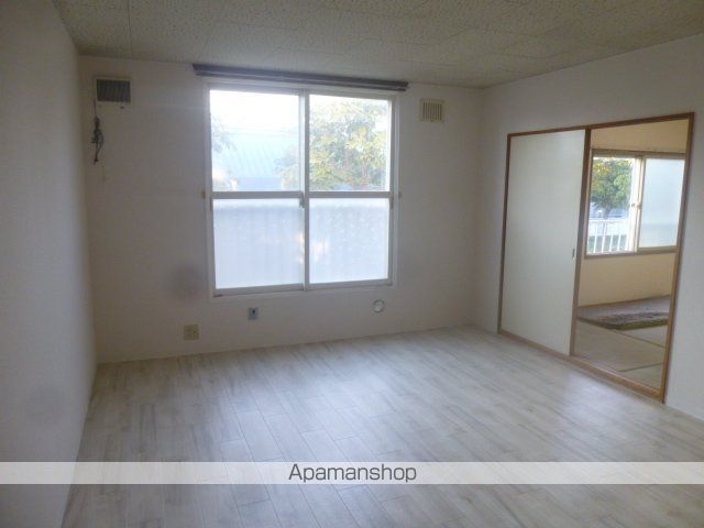 レジデンス平岡台の内装写真