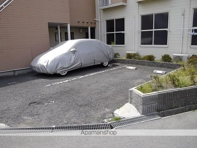 アザリアのその他写真