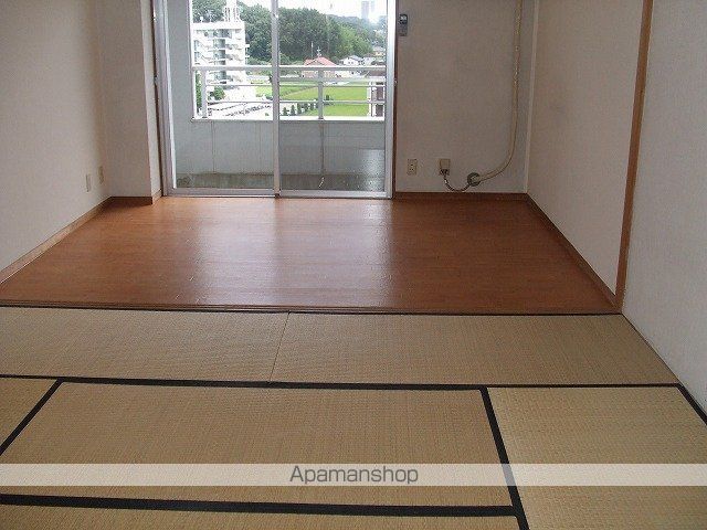 第一ビューハイツ兄山の内装写真