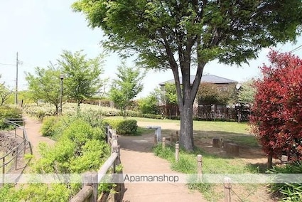 東京都三鷹市上連雀３丁目[2LDK/59m2]の周辺4
