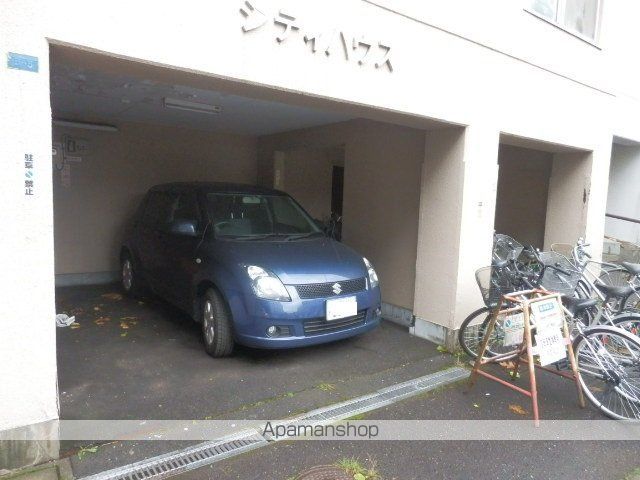 LEE SPACE東札幌2条の外観写真