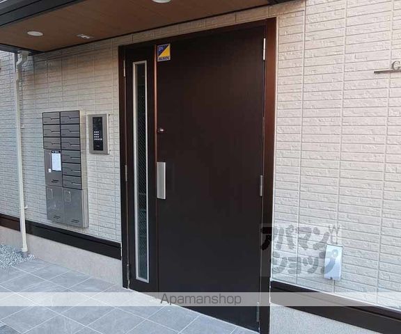 GRAMM丹波口の玄関写真
