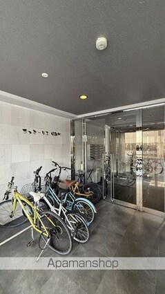 ファミーリエ昭和町[1R/27.94m2]のエントランス