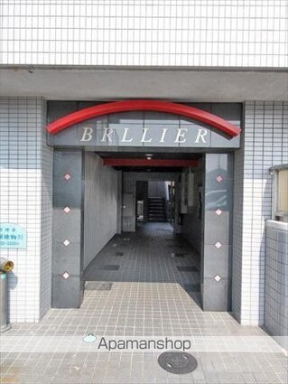 ＢＲＩＬＬＥＲ　ブリエ[1K/23.87m2]のエントランス2