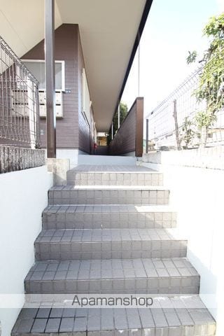 プリシェール藤原台の玄関写真