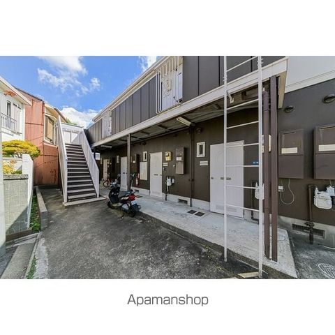 アルファーエイトの内装写真