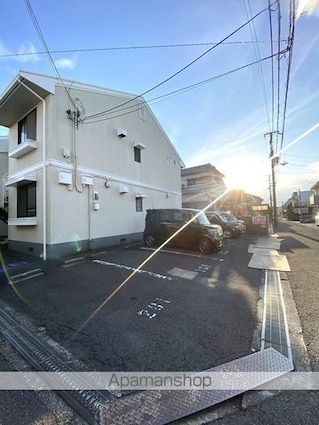 和歌山県和歌山市秋月[3DK/50.3m2]の駐車場