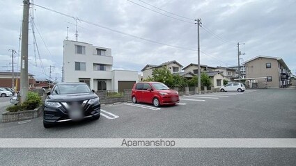 アルモニー[2DK/41.93m2]の駐車場