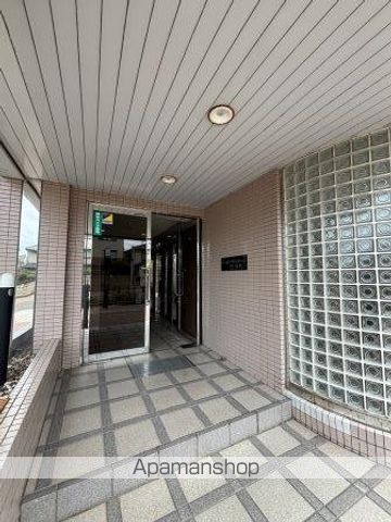 トーカンキャステール西湊町の玄関写真