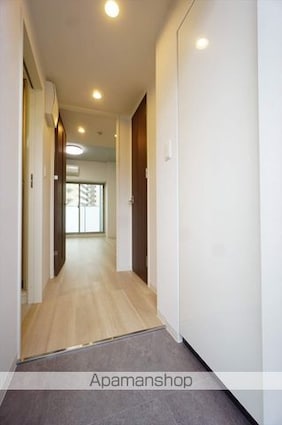 パルティール金山[1R/24.05m2]の玄関