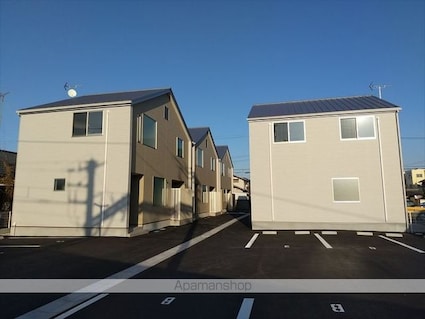 リファレンス[3LDK/97.7m2]の外観3
