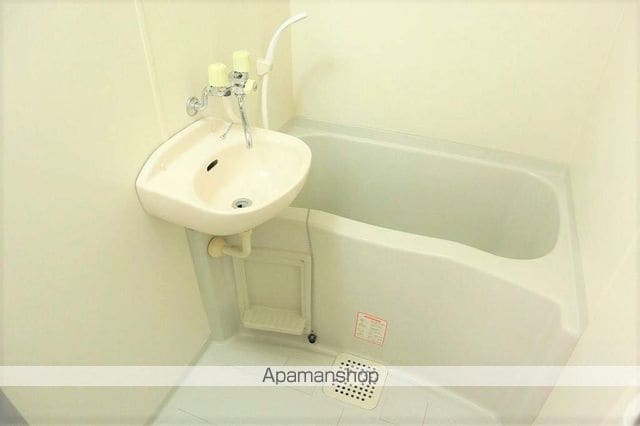 レオパレスタカネの内装写真