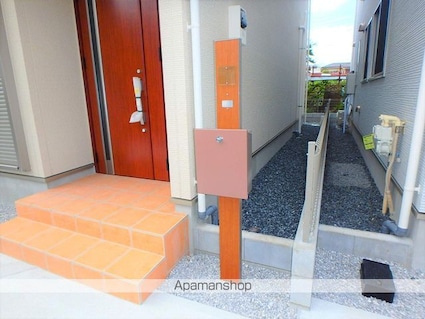 Ｉ－ｗｏｏｄ日吉町[3LDK/81.56m2]のエントランス