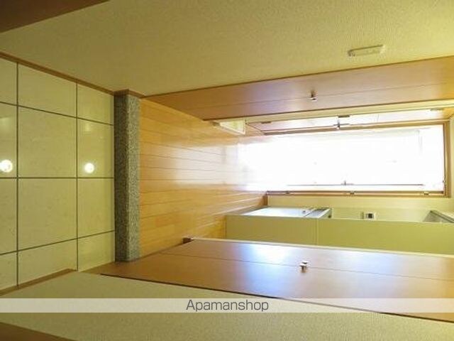ドゥーエ西大島[1K/23.37m2]の玄関