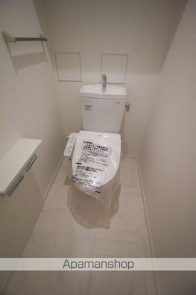 岡山県岡山市北区津島新野２丁目[2LDK/60.11m2]のトイレ
