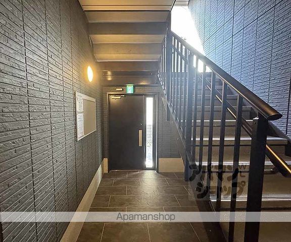 ヴァンソレイユ二条の外観写真