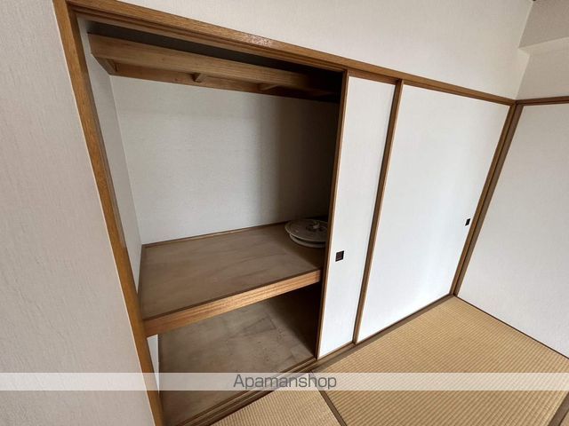 コスモロイヤル東苗穂B棟の内装写真