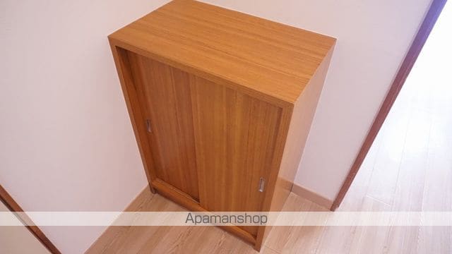 新田塚エンビイハイツの内装写真