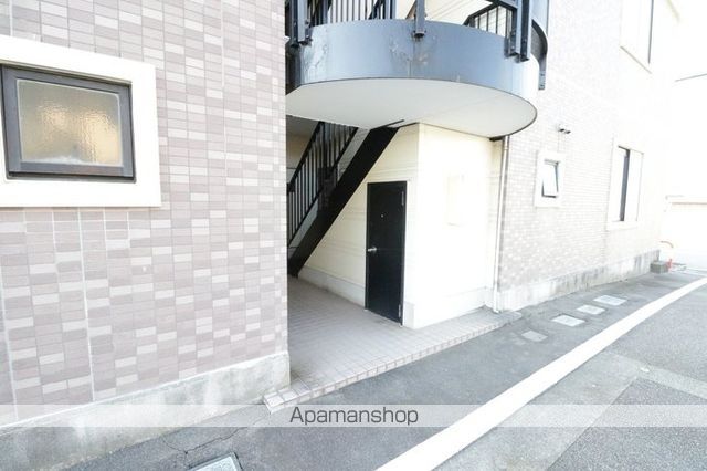 ヴィべールJの玄関写真