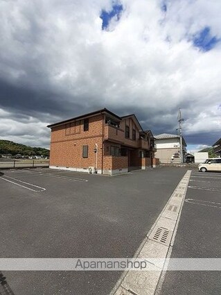 アルクエンシェルＢ[2DK/40.45m2]の駐車場2