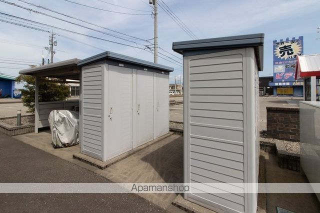 DーROOM戸出I A棟の内装写真