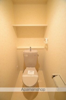 広島県広島市中区上幟町[1R/34.16m2]のトイレ
