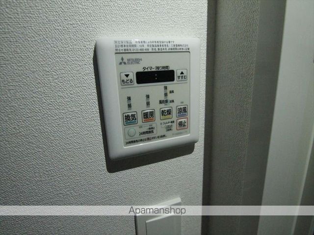 プレサンスOSAKA西中島リエゾンの内装写真