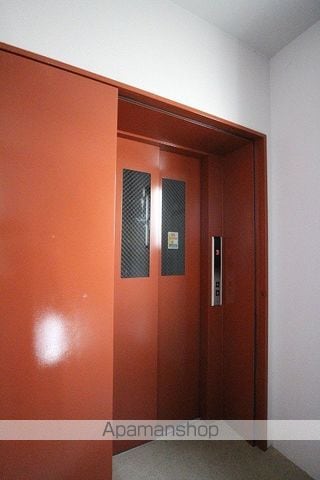 ウィンビー小田部の内装写真