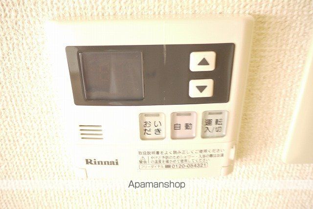 フラワーヒル Bの内装写真