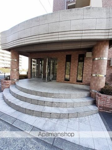天然館ビルIVの玄関写真